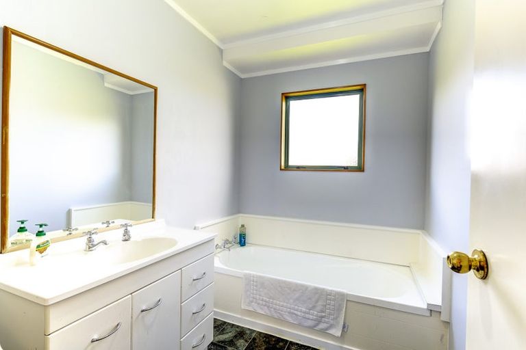 Photo of property in 73 Reid Road, Ngahinapouri, Ohaupo, 3882