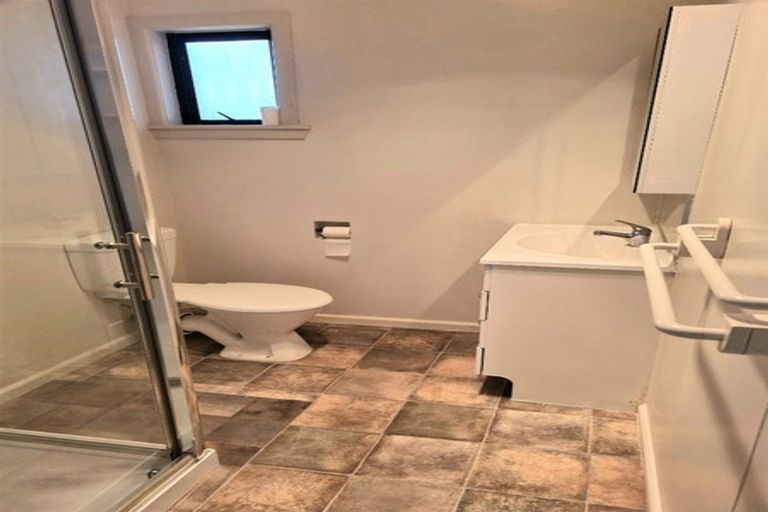 Photo of property in 17 Willerton Avenue, New Lynn, Auckland, 0600