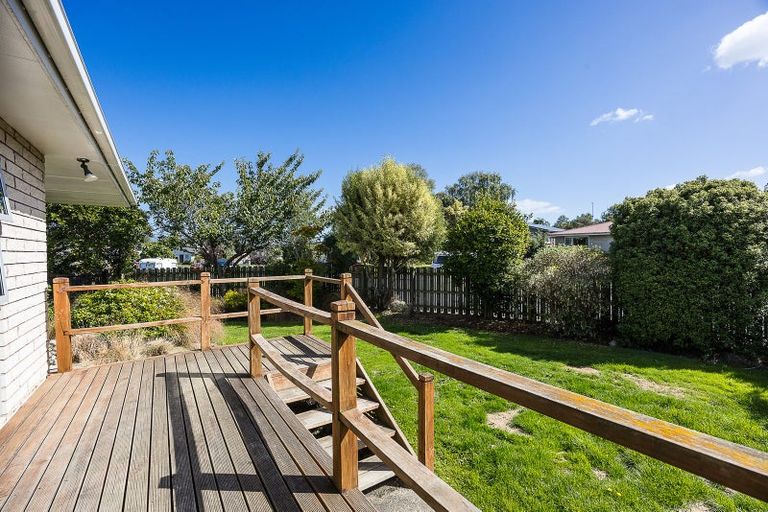 Photo of property in 22 Kinmont Crescent, Kinmont Park, Mosgiel, 9024