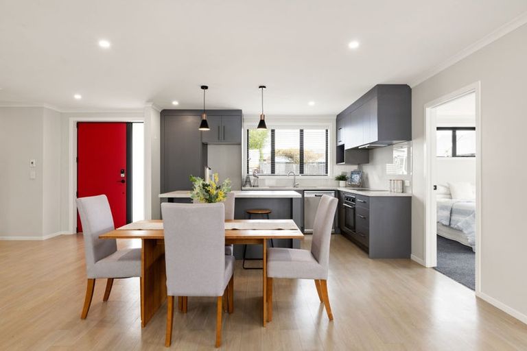 Photo of property in 2/13 Walmsley Street, Kihikihi, Te Awamutu, 3800
