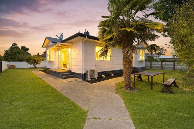 Photo of property in 64 Cook Street, Hamilton East, Hamilton, 3216