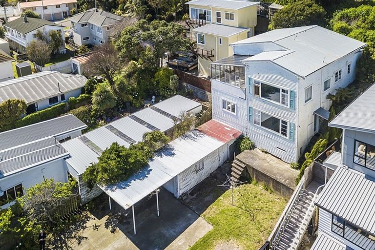 Photo of property in 88a Mana Esplanade, Paremata, Porirua, 5026