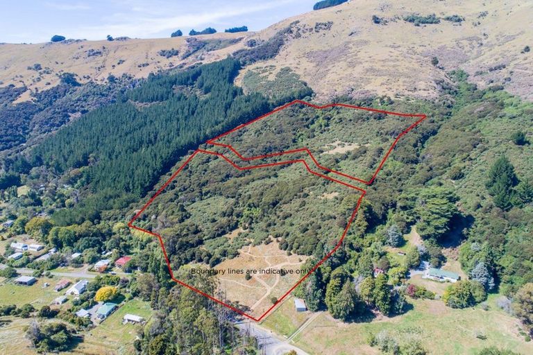Photo of property in 510 Le Bons Bay Road, Le Bons Bay, Akaroa, 7583