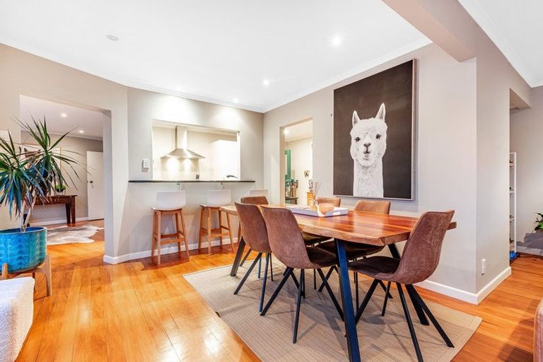 Photo of property in 7 Motukaraka Point, Pauatahanui, Porirua, 5381