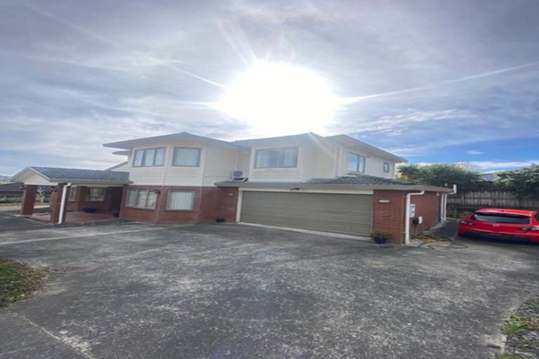 Photo of property in 3 Gendo Avenue, Henderson, Auckland, 0612
