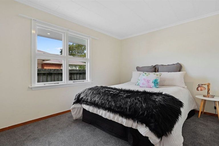 Photo of property in 36 Bevington Street, Avonhead, Christchurch, 8042