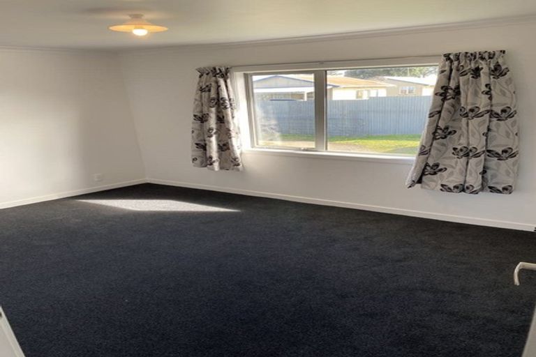 Photo of property in 10a Cornfoot Street, Castlecliff, Whanganui, 4501