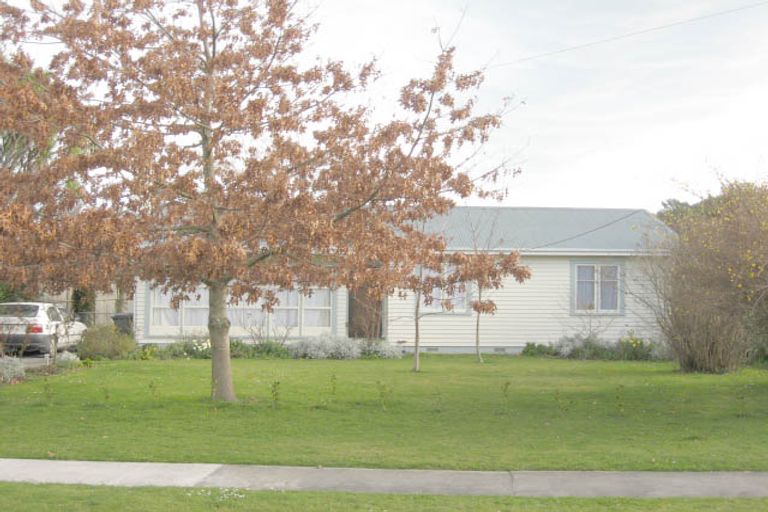 Photo of property in 14 Jellicoe Street, Greytown, 5712