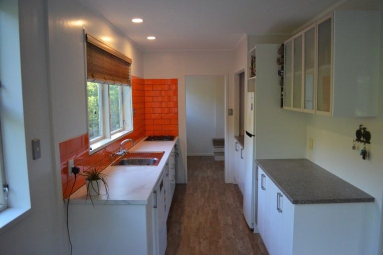 Photo of property in 107d Seaview Road, Westown, New Plymouth, 4310