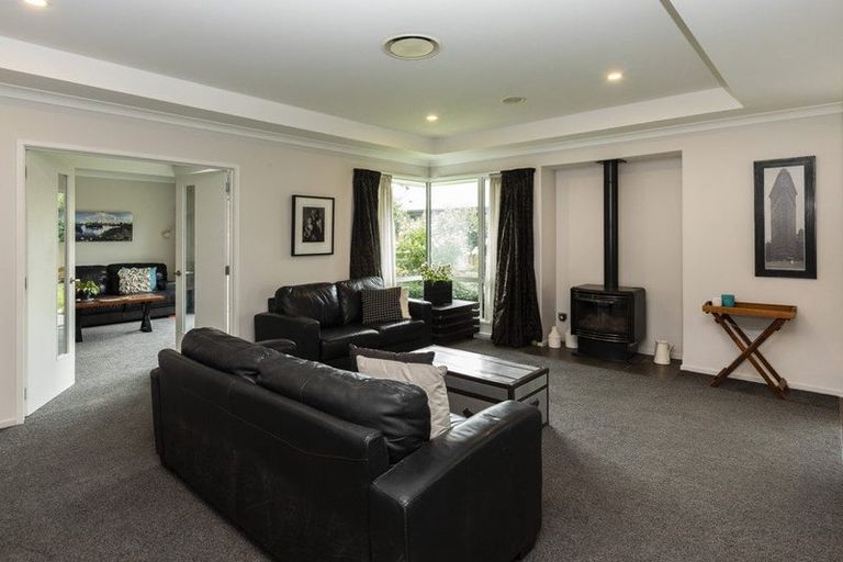 Photo of property in 12 Westpark Drive, Burnside, Christchurch, 8053