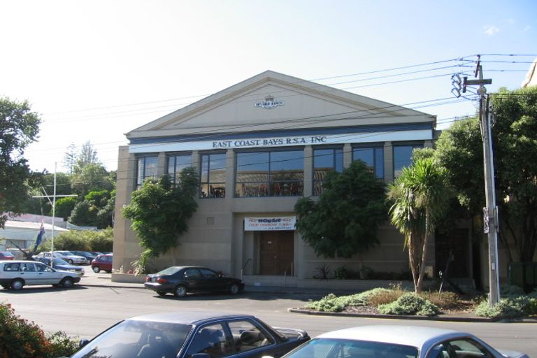 Photo of property in 1f/9 Bute Road, Browns Bay, Auckland, 0630