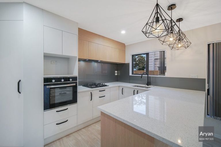 Photo of property in 4a Alicante Avenue, Hillpark, Auckland, 2102