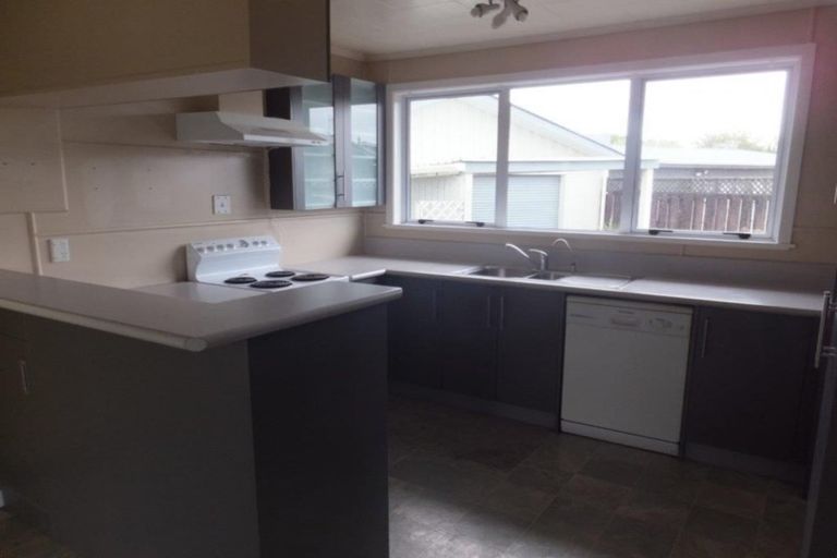 Photo of property in 16 Clematis Avenue, Pukete, Hamilton, 3200