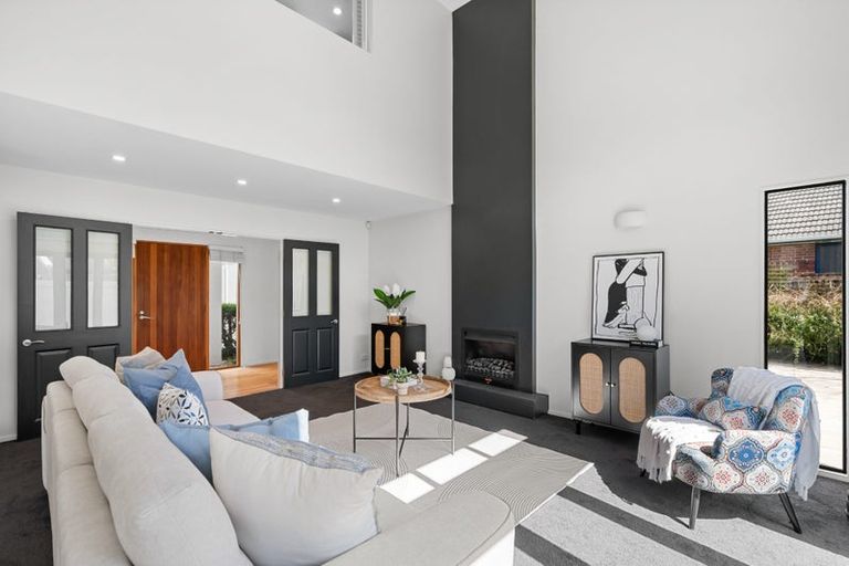 Photo of property in 76 Maidstone Road, Ilam, Christchurch, 8041