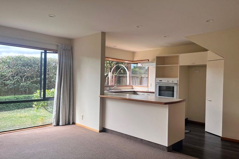 Photo of property in 9 Clyde Road, Upper Riccarton, Christchurch, 8041