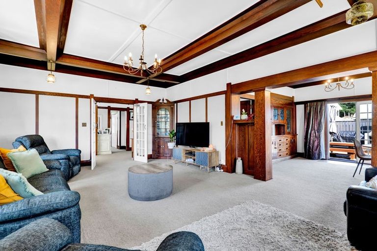 Photo of property in 21 Dives Avenue, Hawera, 4610