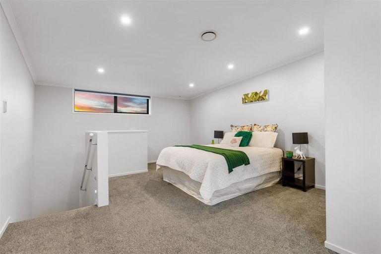 Photo of property in 174 Hobsonville Point Road, Hobsonville, Auckland, 0616