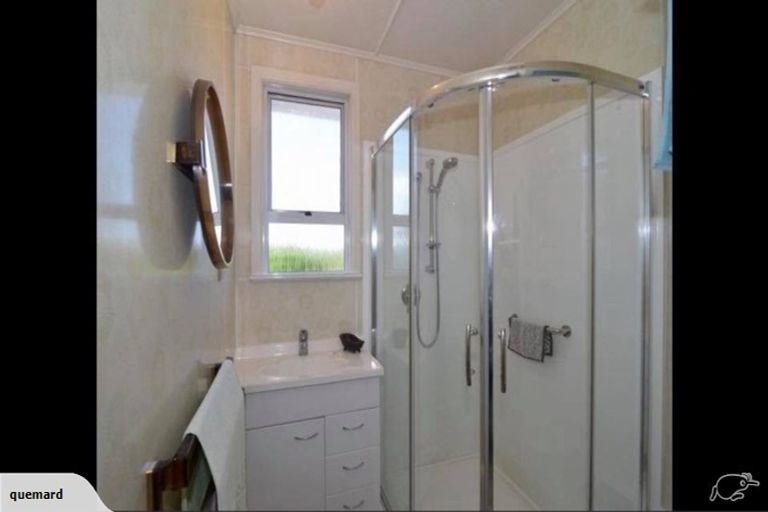 Photo of property in 224 High Street North, Carterton, 5713