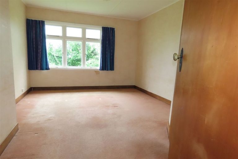 Photo of property in 328 Arapaepae Road, Levin, 5571