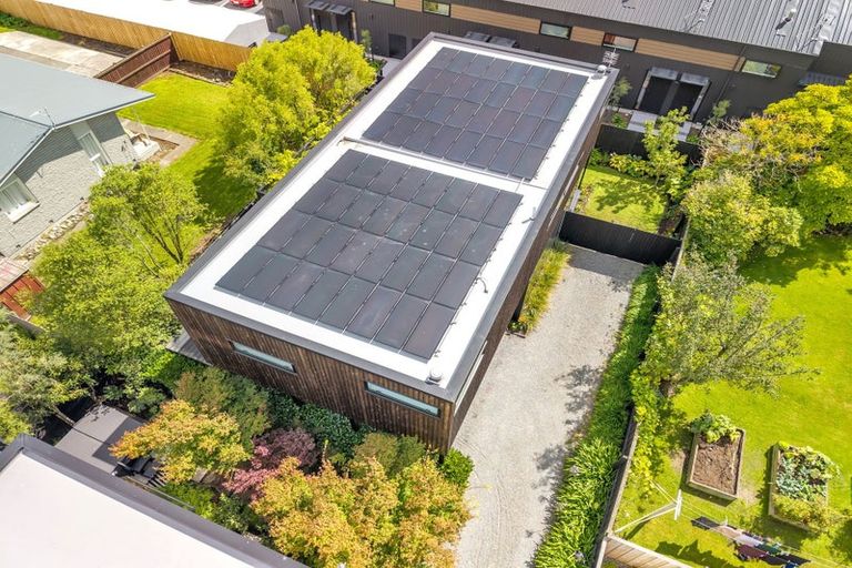 Photo of property in 53a Edward Avenue, Edgeware, Christchurch, 8013