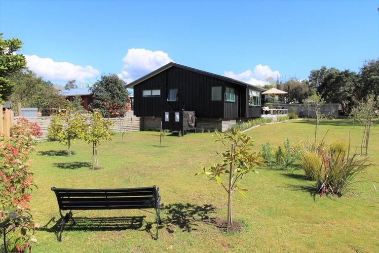 Photo of property in 117 Puriri Place, Matarangi, Whitianga, 3592