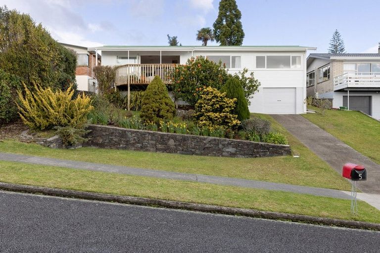 Photo of property in 5 Vivian Drive, Omokoroa, 3114