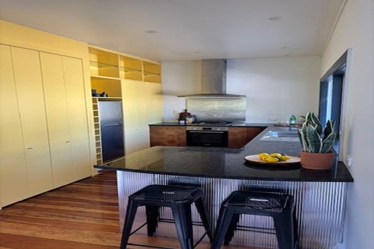 Photo of property in 2 Butt Street, Brooklyn, Wellington, 6021