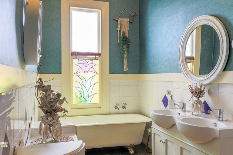 Photo of property in 25 Louvain Street, Whakatane, 3120