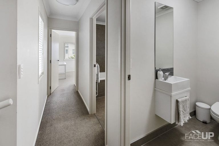 Photo of property in 10 Toheroa Street, Hobsonville, Auckland, 0616