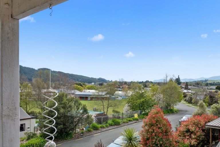 Photo of property in 21 Treeton Place, Wakefield, 7025