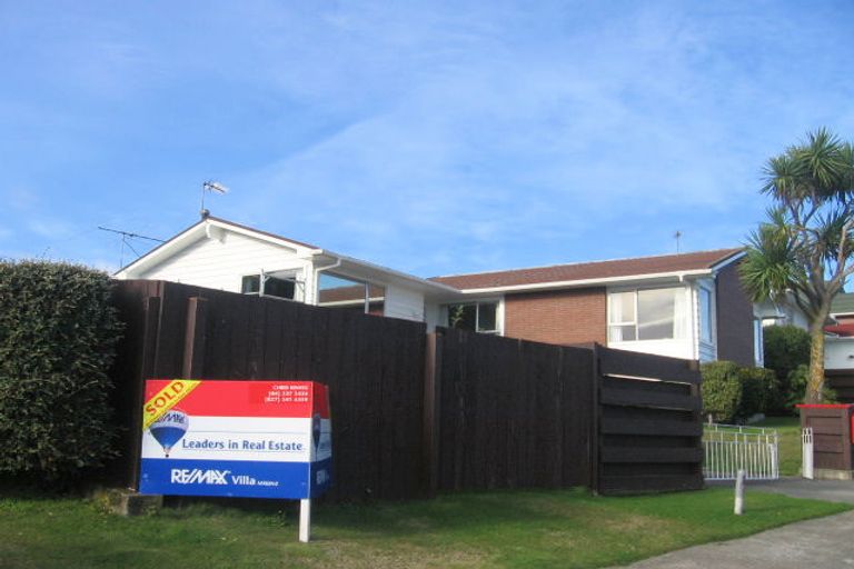 Photo of property in 43 Tweed Road, Papakowhai, Porirua, 5024
