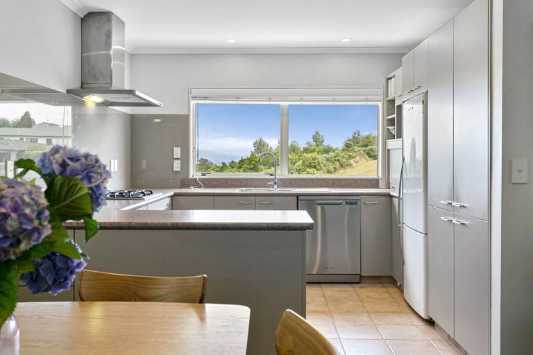 Photo of property in 90 Birch Street, Hilltop, Taupo, 3330