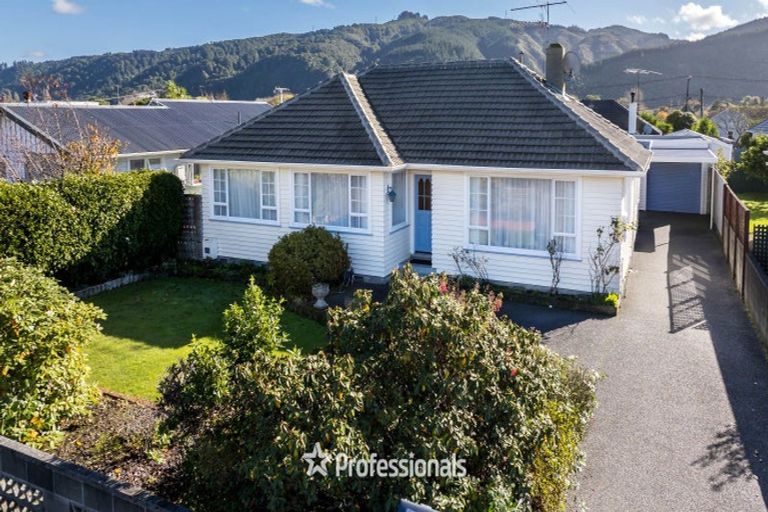 Photo of property in 249 Fergusson Drive, Heretaunga, Upper Hutt, 5018