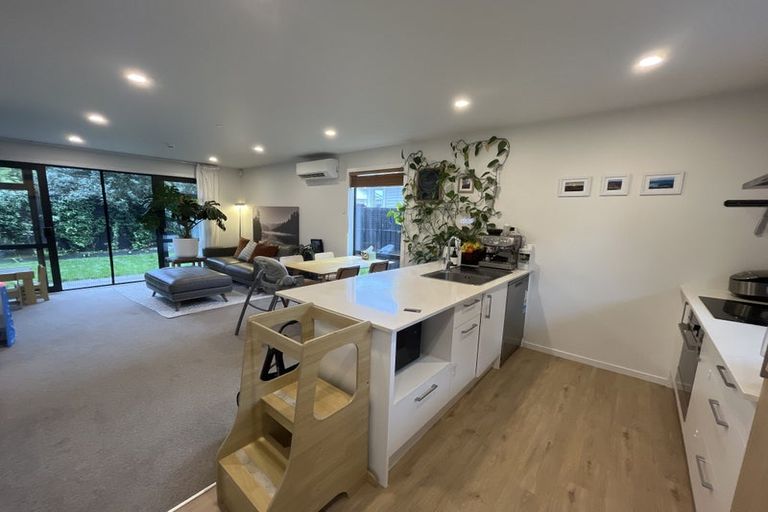 Photo of property in 6/4 Harry Ward Place, Henderson, Auckland, 0610