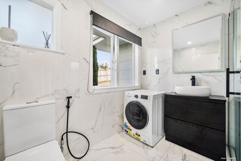 Photo of property in 57b Lancaster Road, Beach Haven, Auckland, 0626