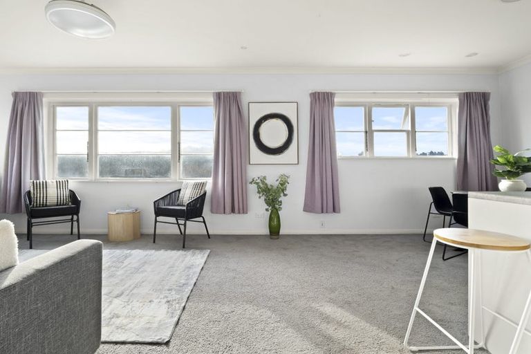 Photo of property in 14 Scotland Terrace, Green Island, Dunedin, 9018