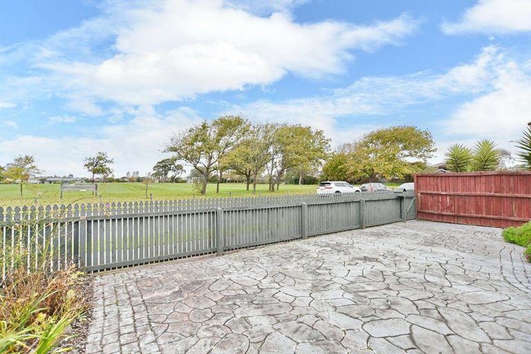 Photo of property in 1/91 Cottonwood Street, Parklands, Christchurch, 8083