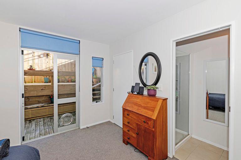 Photo of property in 89 Albionvale Road, Glen Eden, Auckland, 0602