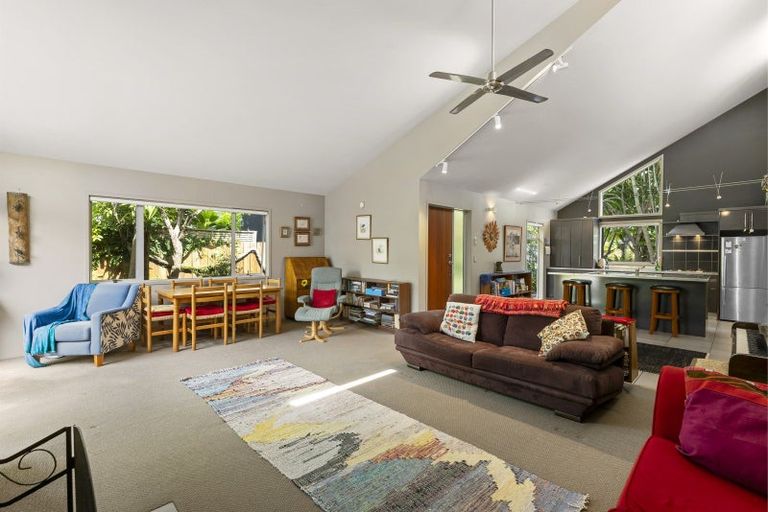 Photo of property in 33 Nautilus Drive, Papamoa Beach, Papamoa, 3118