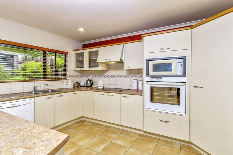 Photo of property in 5 Ruze Vida Drive, Massey, Auckland, 0614