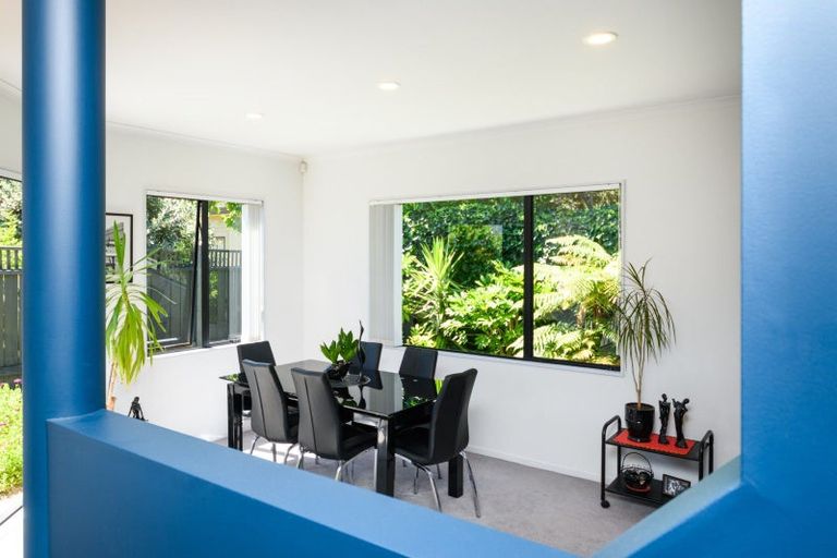 Photo of property in 6 Dougherty Place, Hokowhitu, Palmerston North, 4410