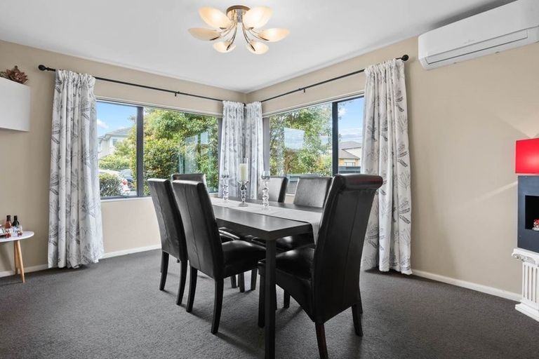 Photo of property in 28 Malahide Drive, Flat Bush, Auckland, 2019
