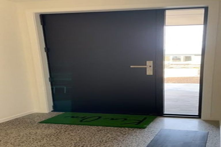 Photo of property in 1 Larches Lane, Kinloch, 3377