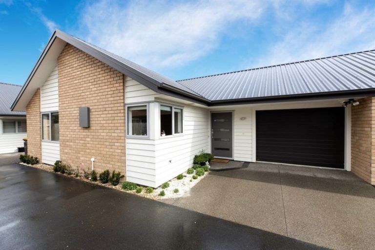 Photo of property in 323b Wairakei Road, Burnside, Christchurch, 8053