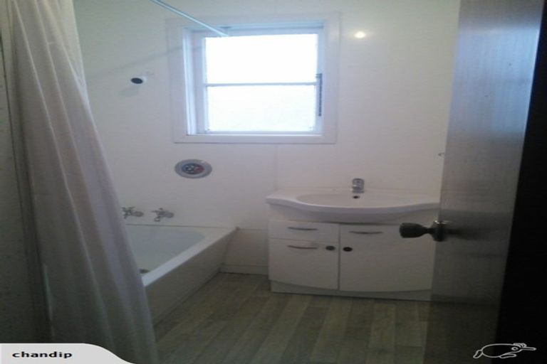 Photo of property in 16 Hodgins Grove, Naenae, Lower Hutt, 5011