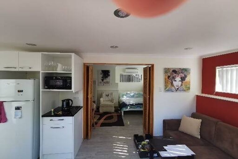 Photo of property in 22 Amherst Place, Albany, Auckland, 0632