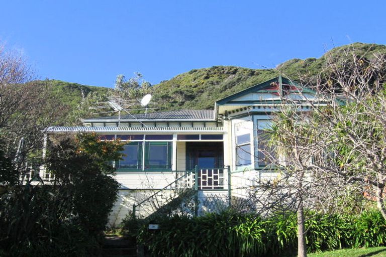 Photo of property in 26 Mahoe Street, Eastbourne, Lower Hutt, 5013