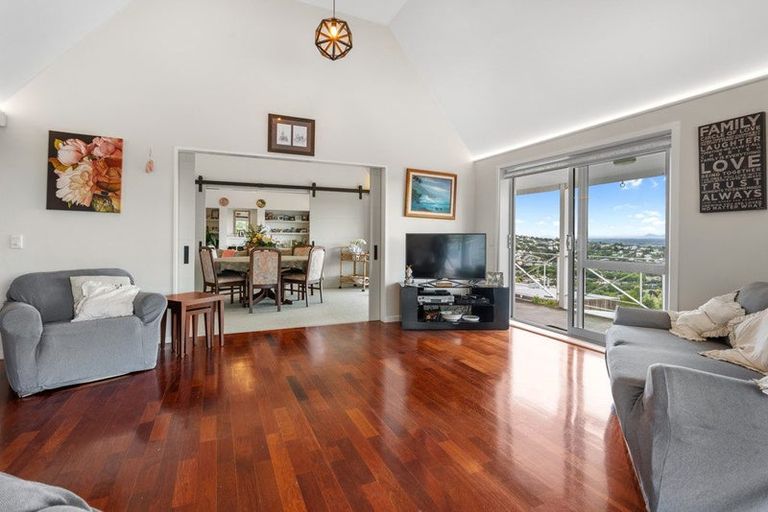 Photo of property in 75 Whaka Terrace, Huntsbury, Christchurch, 8022