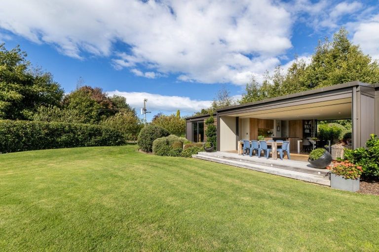 Photo of property in 91 Basil Road, Meeanee, Napier, 4112