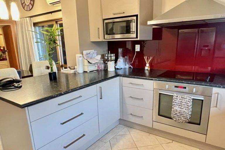 Photo of property in 36 Manse Road, Pahurehure, Papakura, 2113